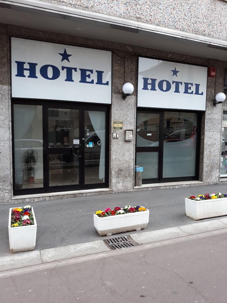 Hotel Salus Milano Ngoại thất bức ảnh