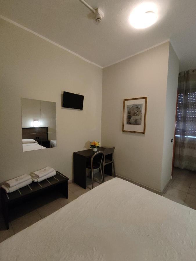 Hotel Salus Milano Ngoại thất bức ảnh