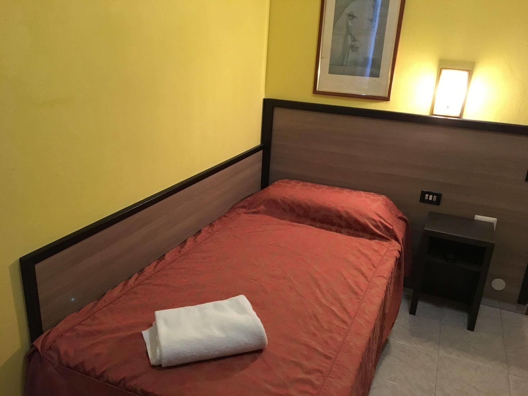 Hotel Salus Milano Ngoại thất bức ảnh