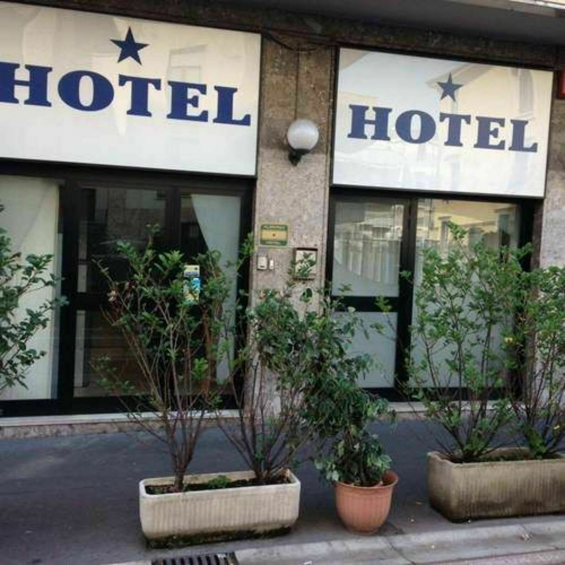 Hotel Salus Milano Ngoại thất bức ảnh